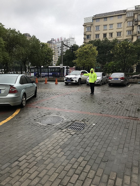 車管家11月工作簡報44（優(yōu)質(zhì)服務(wù) 助力比賽）1.jpg